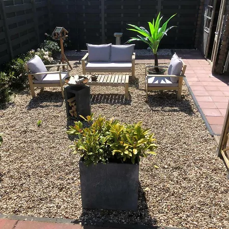 Chalet Onder De Iep *