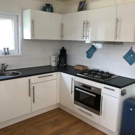 Chalet Onder De Iep *